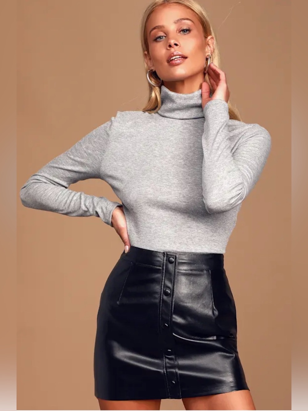 Lulu’s Black Vegan Leather Button-Front lined Mini Skirt xs